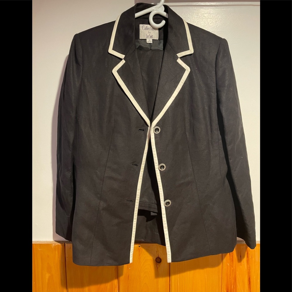 Le Suit Pantsuit